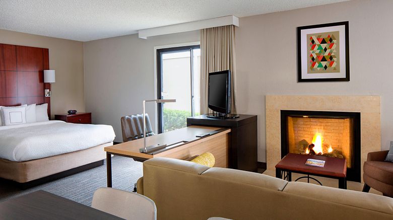 <b>Residence Inn by Marriott Las Colinas Suite</b>. Images powered by <a href="https://www.leonardoworldwide.com/" title="Leonardo Worldwide" target="_blank">Leonardo</a>.