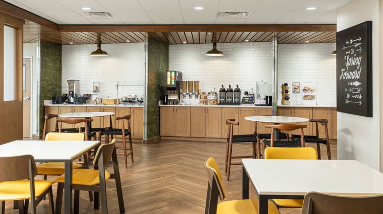 Fairfield Inn & Suites Salina Restaurant
