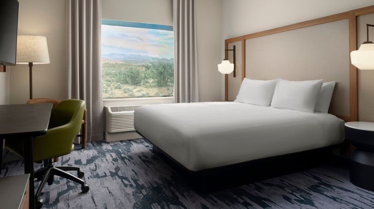 Fairfield Inn & Suites Barstow Room