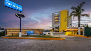 City Express by Marriott Airport