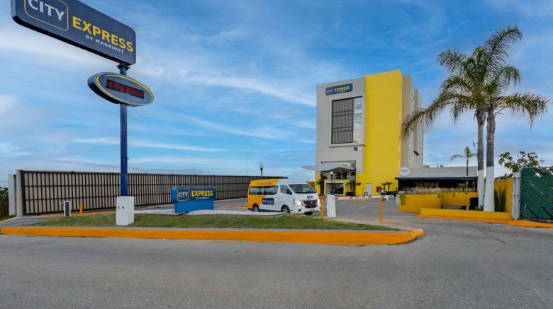 <b>City Express by Marriott Airport Exterior</b>. Images powered by <a href="https://www.leonardoworldwide.com/" title="Leonardo Worldwide" target="_blank">Leonardo</a>.