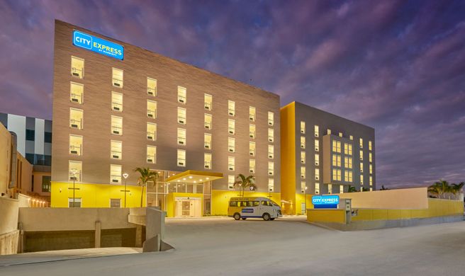 City Express Marriott Cancun A. Exterior
