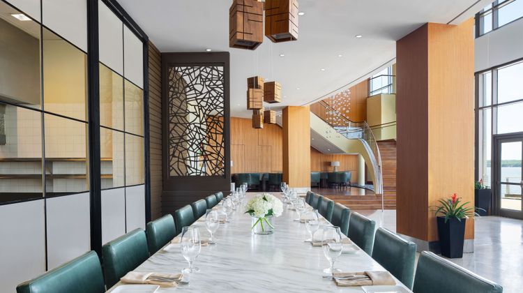 The Westin Washington National Harbor Restaurant