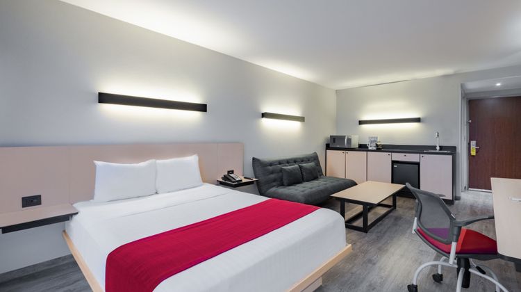 City Express by Marriott Airport Room