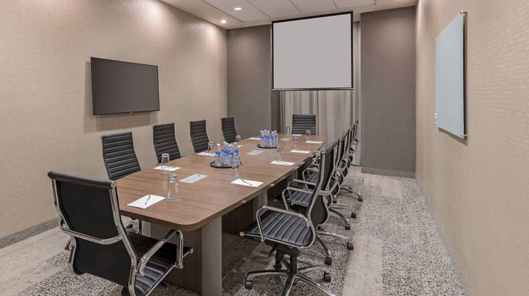 Courtyard by Marriott Burlington Meeting