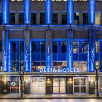 Delta Hotels Vancouver Downtown Suites
