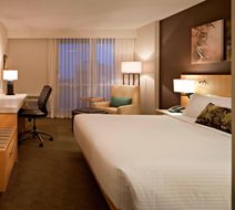 Delta Hotels by Marriott Winnipeg Room