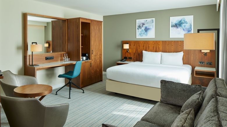 <b>Courtyard London Gatwick Airport Suite</b>. Images powered by <a href="https://www.leonardoworldwide.com/" title="Leonardo Worldwide" target="_blank">Leonardo</a>.