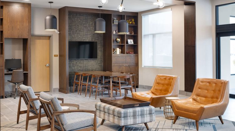 Four Points by Sheraton at Conv Center Lobby