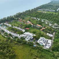 Le Meridien Phuket Mai Khao Beach Resort