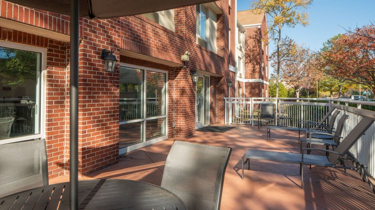 Fairfield Inn & Suites Memphis Exterior
