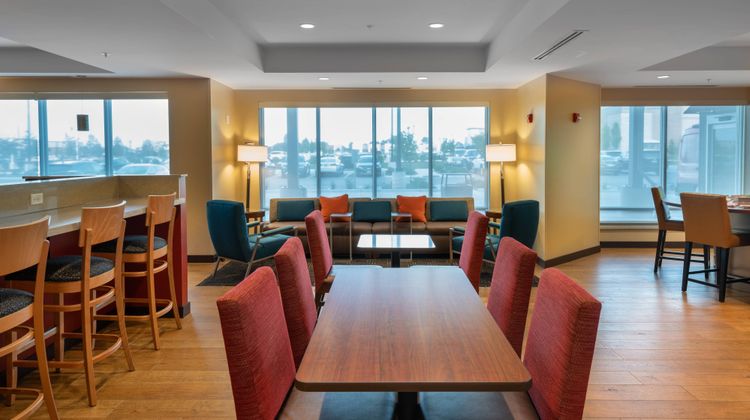 TownePlace Suites Milwaukee Oak Creek Restaurant