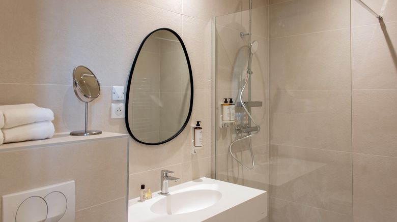 <b>Hotel Le Colombier Room</b>. Images powered by <a href="https://www.leonardoworldwide.com/" title="Leonardo Worldwide" target="_blank">Leonardo</a>.