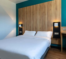 B&B Hotel Saint-Etienne Monthieu Exterior