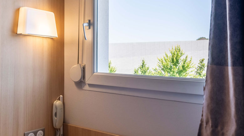 <b>B&B Hotel Saint-Etienne Monthieu Exterior</b>. Images powered by <a href="https://www.leonardoworldwide.com/" title="Leonardo Worldwide" target="_blank">Leonardo</a>.