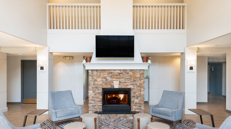 <b>Candlewood Suites Eagan Arpt S Mall Area Lobby</b>. Images powered by <a href="https://www.leonardoworldwide.com/" title="Leonardo Worldwide" target="_blank">Leonardo</a>.