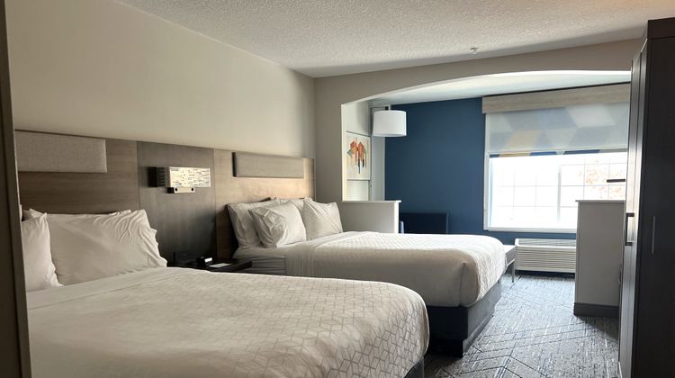 Holiday Inn Express & Stes Janzten Beach Room