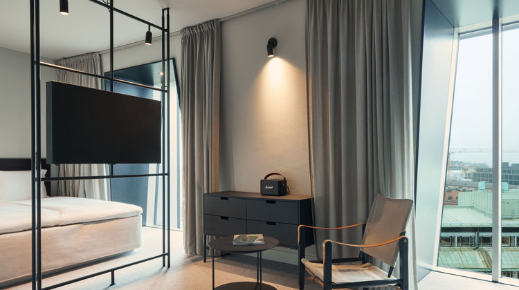 Blique by Nobis Exterior
