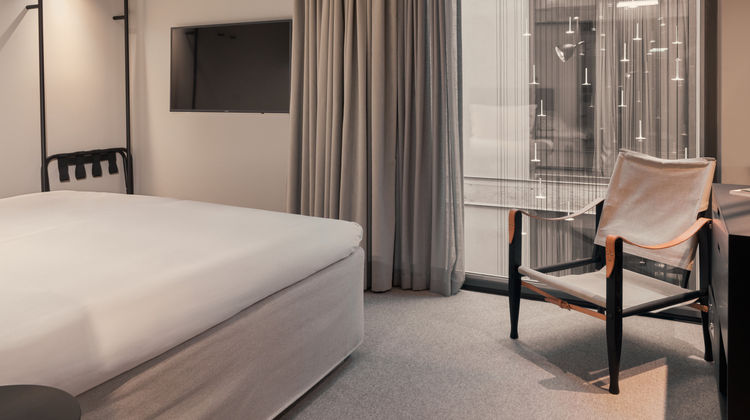 Blique by Nobis Room