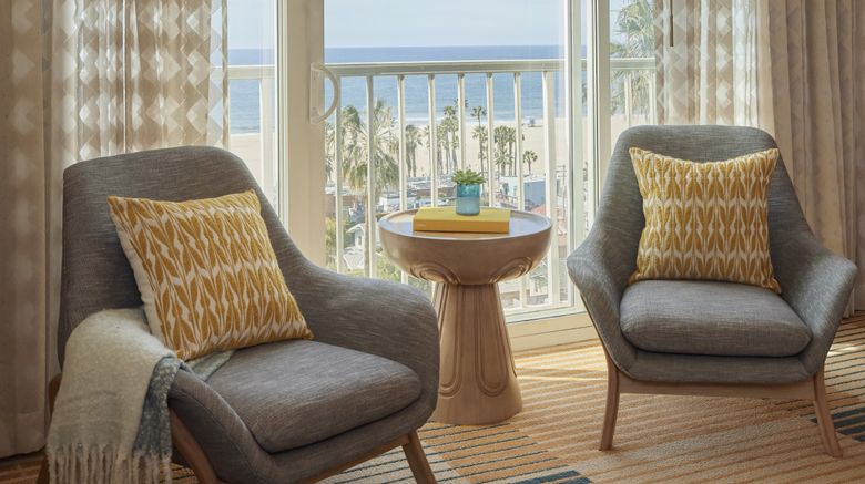 <b>Viceroy Santa Monica Suite</b>. Images powered by <a href="https://www.leonardoworldwide.com/" title="Leonardo Worldwide" target="_blank">Leonardo</a>.