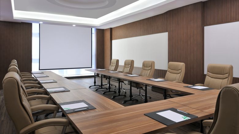 <b>Holiday Inn Jeddah Corniche Meeting</b>. Images powered by <a href="https://www.leonardoworldwide.com/" title="Leonardo Worldwide" target="_blank">Leonardo</a>.