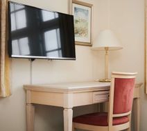 Tornoes Hotel Room