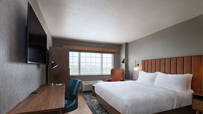<b>Four Points by Sheraton Houston West Room</b>. Images powered by <a href="https://www.leonardoworldwide.com/" title="Leonardo Worldwide" target="_blank">Leonardo</a>.