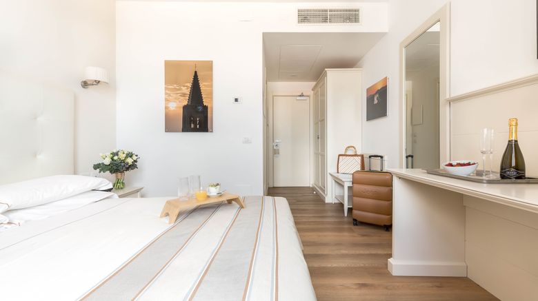 <b>Hotel Catalunya Room</b>. Images powered by <a href="https://www.leonardoworldwide.com/" title="Leonardo Worldwide" target="_blank">Leonardo</a>.