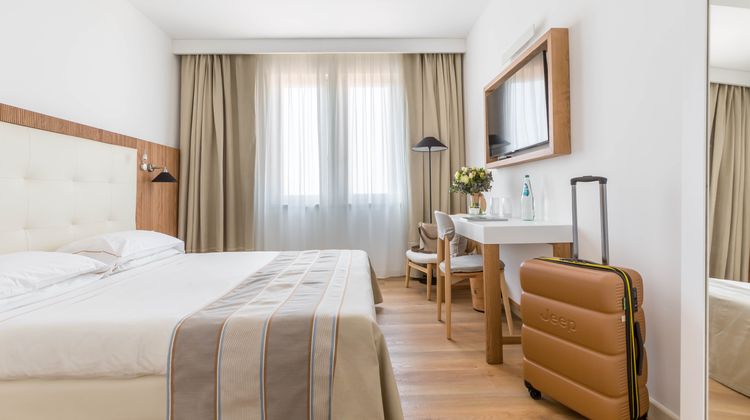 Hotel Catalunya Room