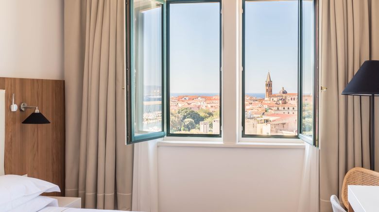 <b>Hotel Catalunya Room</b>. Images powered by <a href="https://www.leonardoworldwide.com/" title="Leonardo Worldwide" target="_blank">Leonardo</a>.