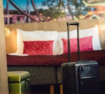 Richmond Hotel Room