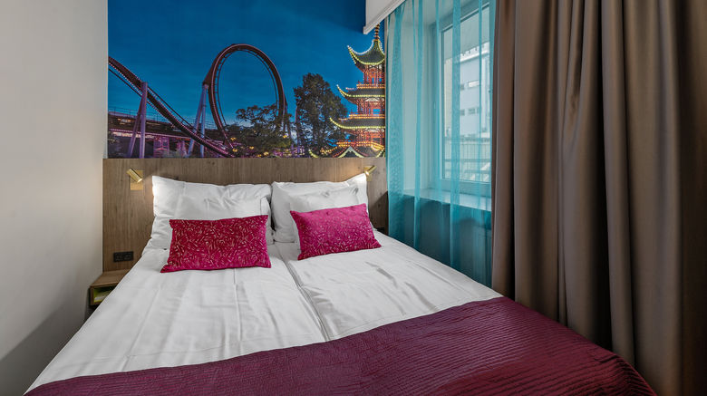 <b>Richmond Hotel Suite</b>. Images powered by <a href="https://www.leonardoworldwide.com/" title="Leonardo Worldwide" target="_blank">Leonardo</a>.