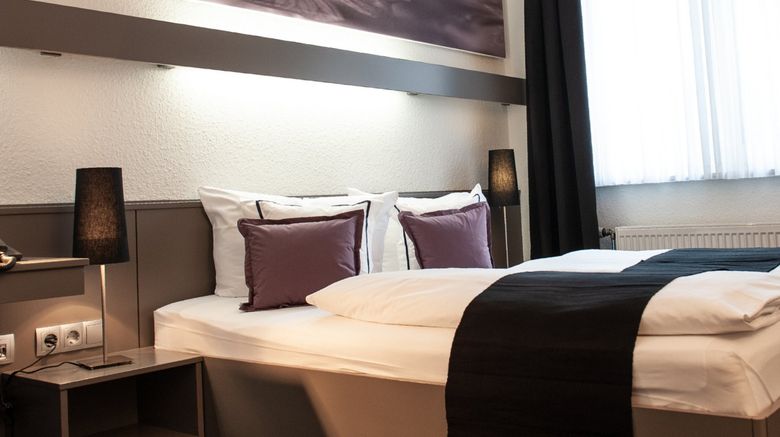 <b>Good Morning Berlin City West Room</b>. Images powered by <a href="https://www.leonardoworldwide.com/" title="Leonardo Worldwide" target="_blank">Leonardo</a>.