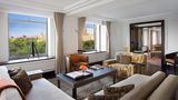 <b>The Ritz-Carlton New York, Central Park Room</b>. Images powered by <a href="https://www.leonardoworldwide.com/" title="Leonardo Worldwide" target="_blank">Leonardo</a>.