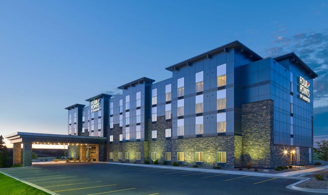 Four Points by Sheraton Williston Exterior