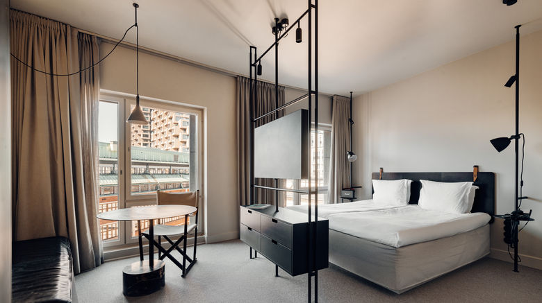 <b>Blique by Nobis Recreation</b>. Images powered by <a href="https://www.leonardoworldwide.com/" title="Leonardo Worldwide" target="_blank">Leonardo</a>.