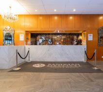 Sandman Signature Edmonton Downtown Hotel Exterior
