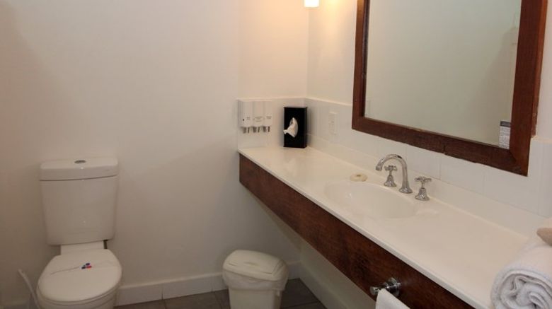 <b>Gidgee Inn Room</b>. Images powered by <a href="https://www.leonardoworldwide.com/" title="Leonardo Worldwide" target="_blank">Leonardo</a>.
