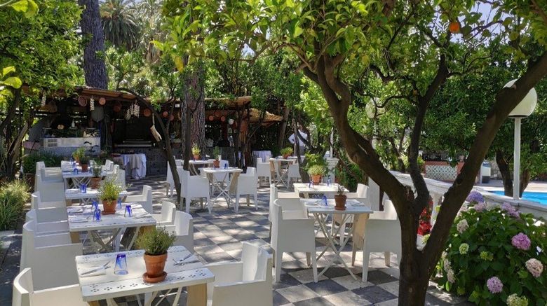 <b>Grand Hotel Cocumella Restaurant</b>. Images powered by <a href=https://www.travelagewest.com/Hotels/SantAgnello-Italy/