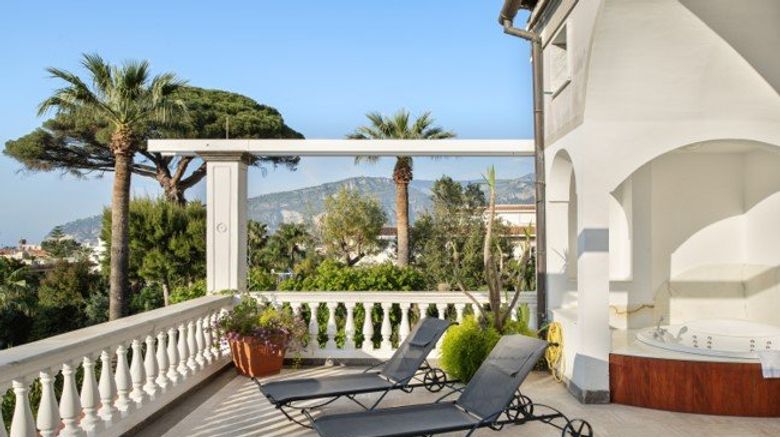 <b>Grand Hotel Cocumella Suite</b>. Images powered by <a href=https://www.travelagewest.com/Hotels/SantAgnello-Italy/