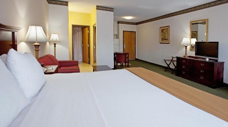 Moncks Corner Inn Room