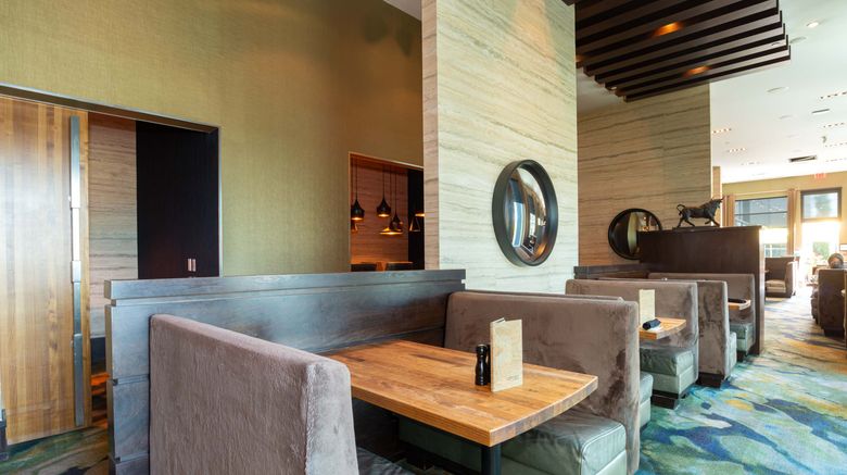 <b>Sandman Signature Hotel Edmonton Restaurant</b>. Images powered by <a href="https://www.leonardoworldwide.com/" title="Leonardo Worldwide" target="_blank">Leonardo</a>.
