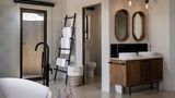 <b>Leopard Sands Kruger Park Room</b>. Images powered by <a href="https://www.leonardoworldwide.com/" title="Leonardo Worldwide" target="_blank">Leonardo</a>.