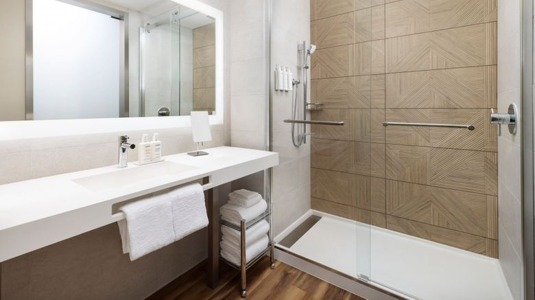 <b>AC Hotel Honolulu Room</b>. Images powered by <a href=https://www.travelagewest.com/Hotels/Honolulu/