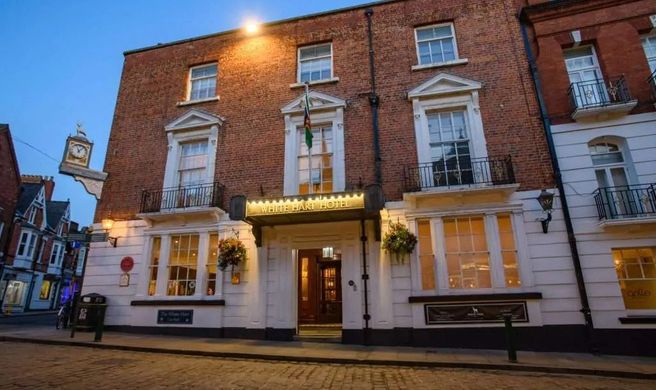 The White Hart Exterior