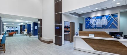 Holiday Inn Express Suites Cleveland Exterior