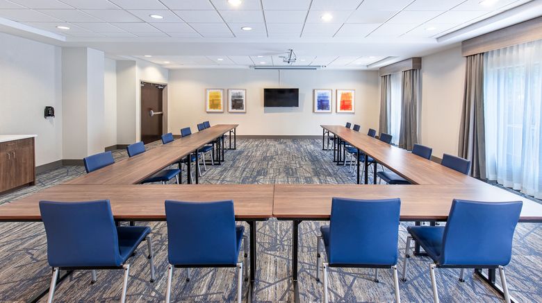 <b>Holiday Inn Express Suites Cleveland Meeting</b>. Images powered by <a href="https://www.leonardoworldwide.com/" title="Leonardo Worldwide" target="_blank">Leonardo</a>.