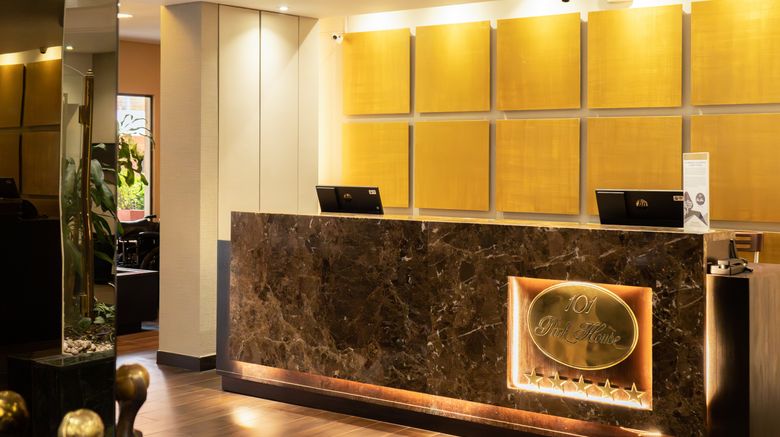 <b>101 Park House Lobby</b>. Images powered by <a href=https://www.travelagewest.com/Hotels/Bogota-Colombia/