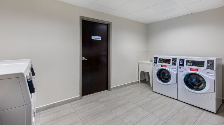 Holiday Inn Express Suites Cleveland Other