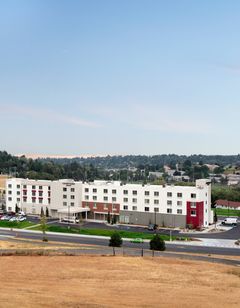 Courtyard By Marriott Pullman